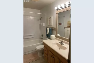 1575 NE 237th Ave, Wood Village, OR 97060 - Photo 13