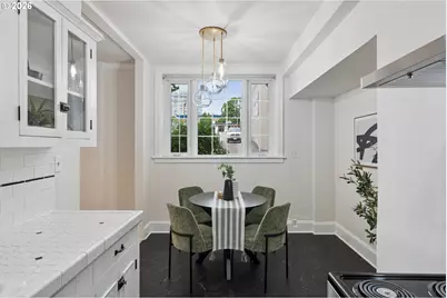 20 NW 16th Ave #8, Portland, OR 97209 - Photo 9