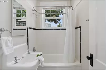 20 NW 16th Ave #8, Portland, OR 97209 - Photo 13