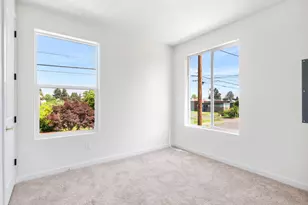 7560 N Emerald Ave, Portland, OR 97217 - Photo 7