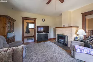 1111 E 9th St, The Dalles, OR 97058 - Photo 7