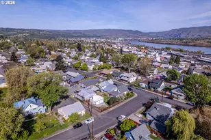 1111 E 9th St, The Dalles, OR 97058 - Photo 29