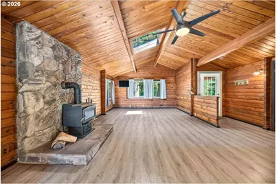 15072 Creek View Ln, Vernonia, OR 97064 - Photo 13