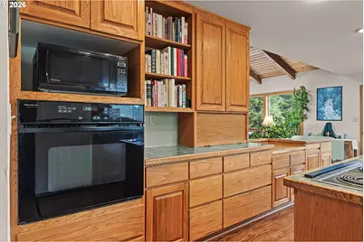 63704 Seven Devils Rd, Coos Bay, OR 97420 - Photo 19