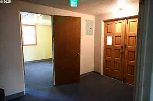 115 N Water St, Weston, OR 97886 - Photo 7