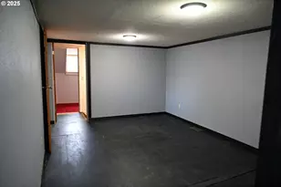 115 N Water St, Weston, OR 97886 - Photo 11