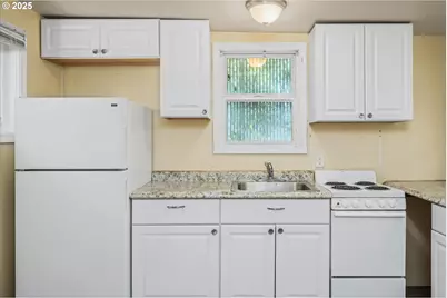 427 Washington St, Eugene, OR 97401 - Photo 5