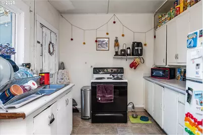 427 Washington St, Eugene, OR 97401 - Photo 15