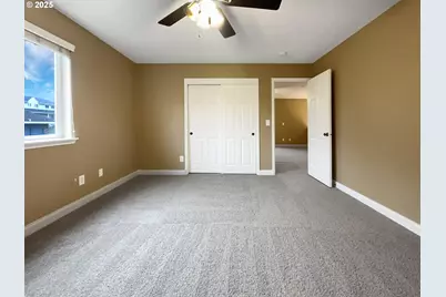 15516 SE Evergreen Dr, Portland, OR 97236 - Photo 15