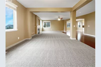 15516 SE Evergreen Dr, Portland, OR 97236 - Photo 7