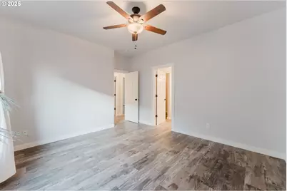 61142 Brookhollow Dr, Bend, OR 97702 - Photo 15