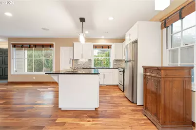 7799 SW Montclair Dr, Portland, OR 97225 - Photo 17