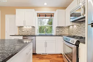 7799 SW Montclair Dr, Portland, OR 97225 - Photo 13