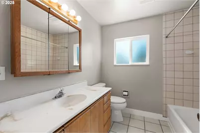 2002 Bloyd St, Kelso, WA 98626 - Photo 15