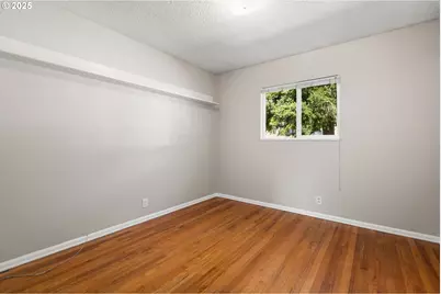 2002 Bloyd St, Kelso, WA 98626 - Photo 9