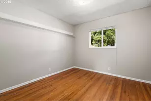 2002 Bloyd St, Kelso, WA 98626 - Photo 9