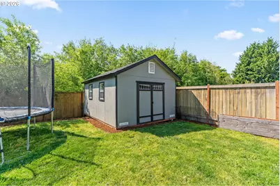 1810 Cedar Brook Dr, Eugene, OR 97402 - Photo 37