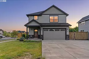 1810 Cedar Brook Dr, Eugene, OR 97402 - Photo 1