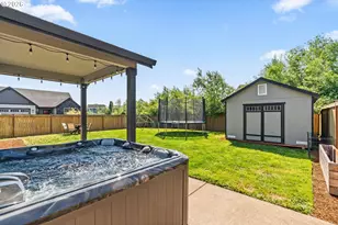 1810 Cedar Brook Dr, Eugene, OR 97402 - Photo 33