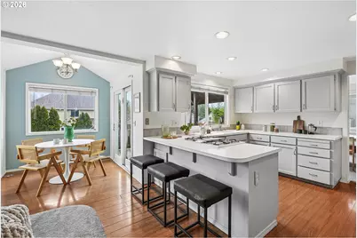 16595 SW Henderson Ct, Beaverton, OR 97007 - Photo 13