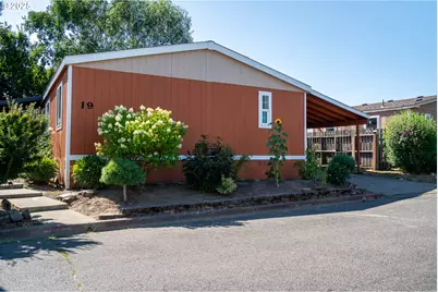 300 S Everest St, Newberg, OR 97132 - Photo 1