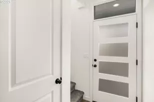 284 NW Mawrcrest Ave, Gresham, OR 97030 - Photo 7