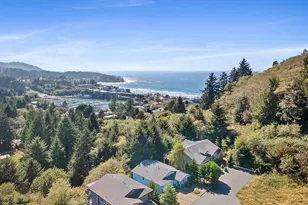 350 NE Harbor View Pl, Depoe Bay, OR 97341 - Photo 15