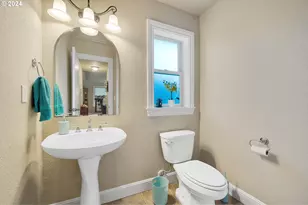 350 NE Harbor View Pl, Depoe Bay, OR 97341 - Photo 17