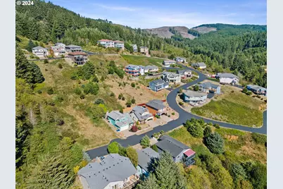 350 NE Harbor View Pl, Depoe Bay, OR 97341 - Photo 35