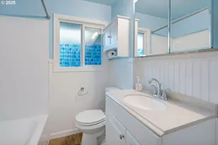 785 SE 21st Ave, Hillsboro, OR 97123 - Photo 7