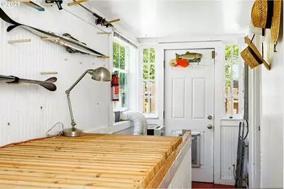 201 Bunn St, Wishram, WA 98673 - Photo 35