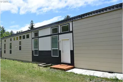 29204 Wallace St #A, Gold Beach, OR 97444 - Photo 1