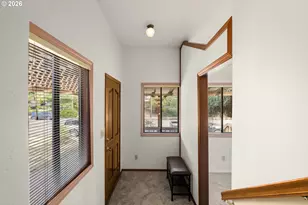 7245 N Macrum Ave, Portland, OR 97203 - Photo 5