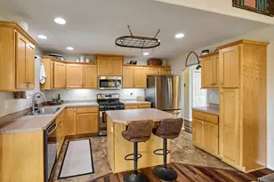 6224 Elena St NE, Albany, OR 97321 - Photo 11