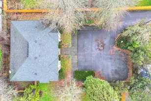 8913 SE Rhone St, Portland, OR 97266 - Photo 35