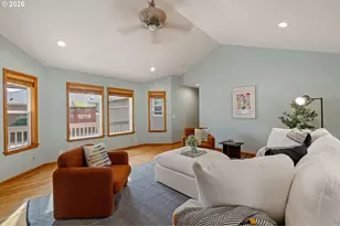 2990 Gilham Rd, Eugene, OR 97408 - Photo 17