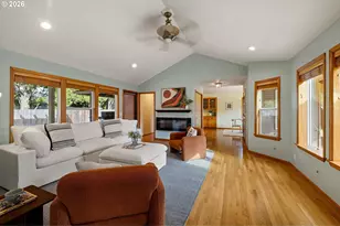 2990 Gilham Rd, Eugene, OR 97408 - Photo 21