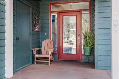 1045 Golden Pheasant Dr, Redmond, OR 97756 - Photo 3