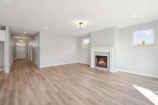 135 E Airedale Ave, La Center, WA 98629 - Photo 3