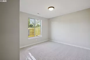 135 E Airedale Ave, La Center, WA 98629 - Photo 17