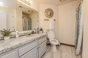 16121 NE San Rafael St, Portland, OR 97230 - Photo 17