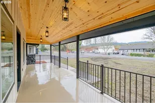 28411 Liberty Rd, Sweet Home, OR 97386 - Photo 13