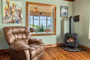 683 Florence Ave, Astoria, OR 97103 - Photo 11