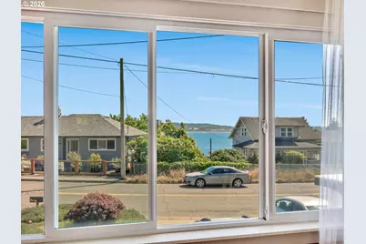 683 Florence Ave, Astoria, OR 97103 - Photo 7
