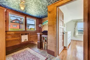 683 Florence Ave, Astoria, OR 97103 - Photo 27