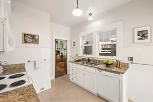 2017 SE Elliott Ave, Portland, OR 97214 - Photo 21