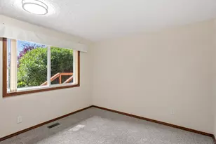6127 SW 161st Pl, Beaverton, OR 97007 - Photo 31
