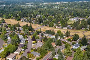 6127 SW 161st Pl, Beaverton, OR 97007 - Photo 47