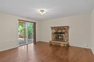 6127 SW 161st Pl, Beaverton, OR 97007 - Photo 37