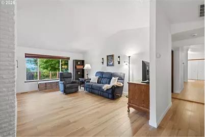 10748 SE 99th Dr, Happy Valley, OR 97086 - Photo 17